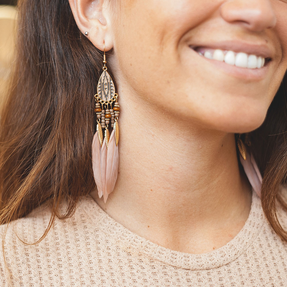 pluma-roses-earrings