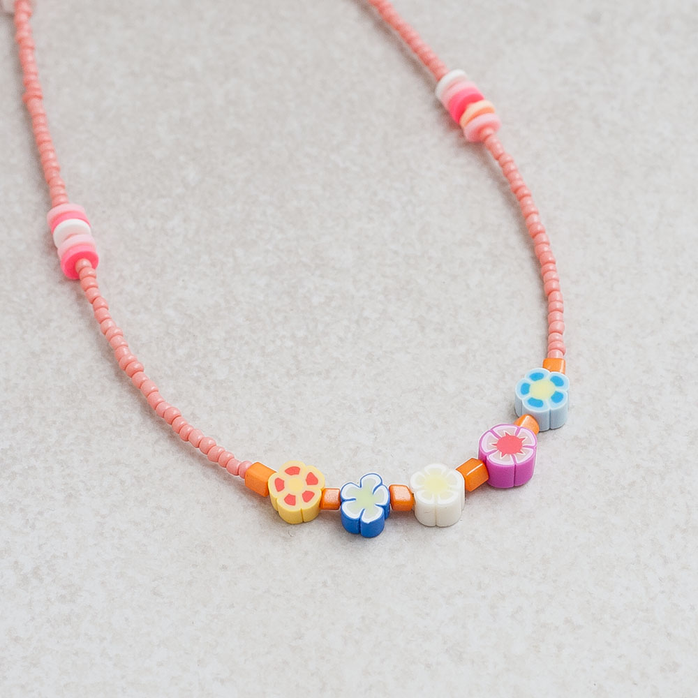 flower-necklace