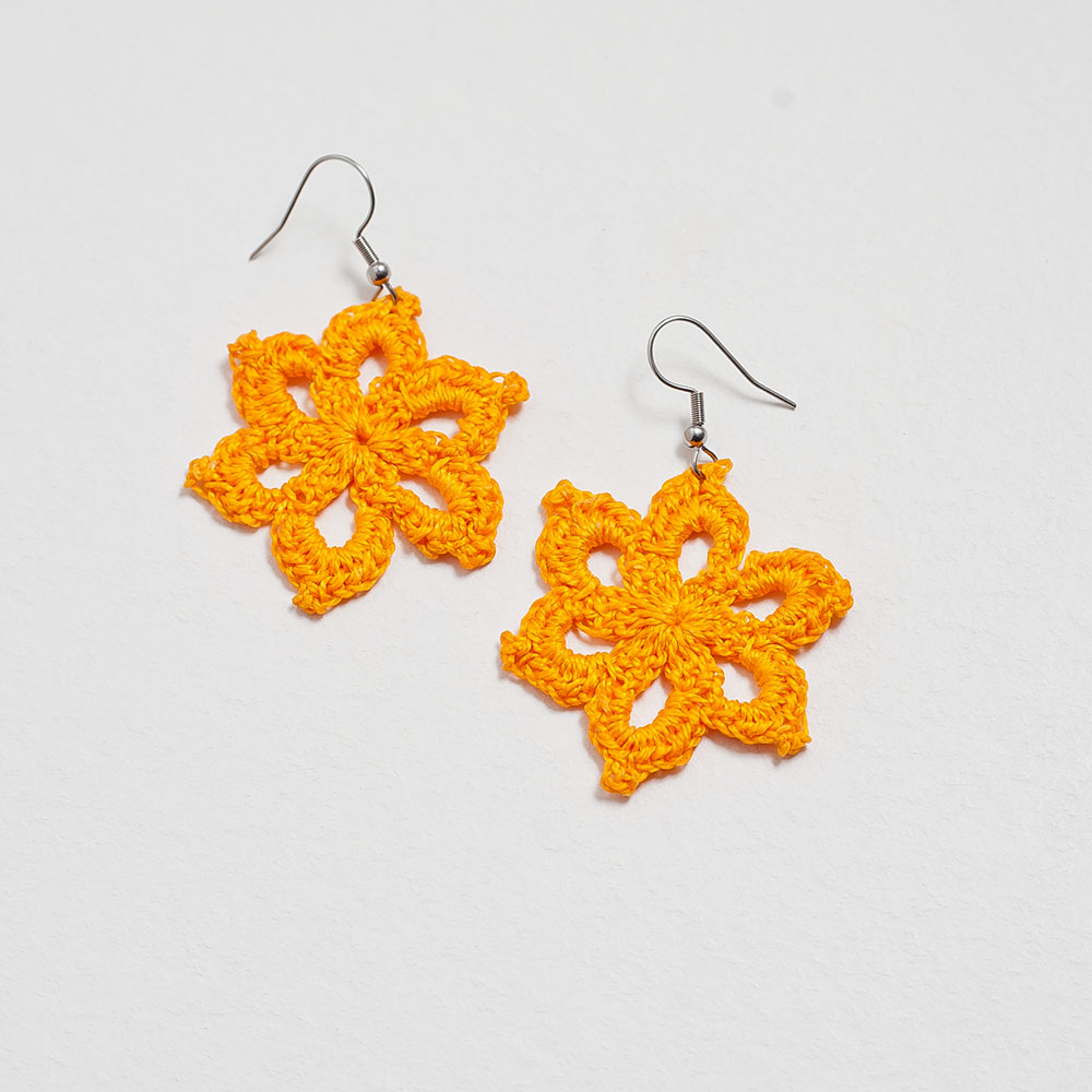 narcissus-earrings