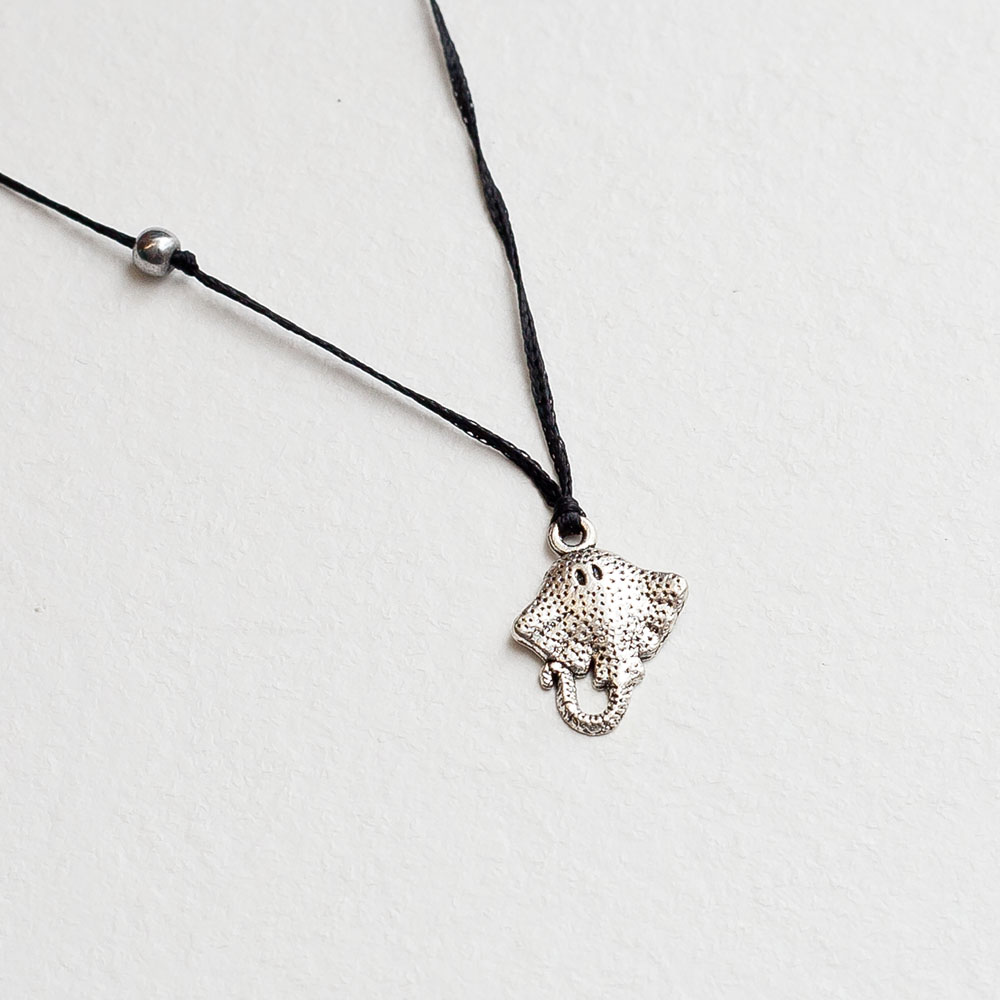 hematite-salachi-necklace