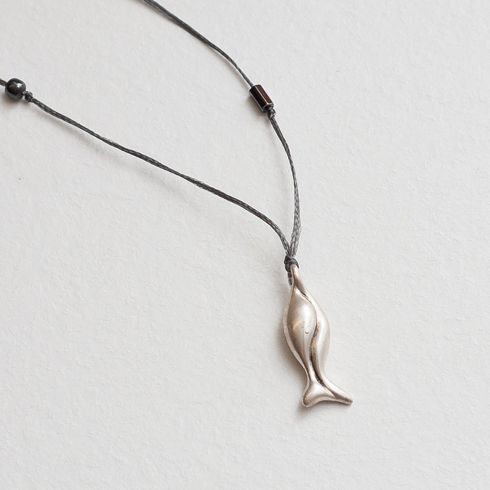 hematite-fish-necklace
