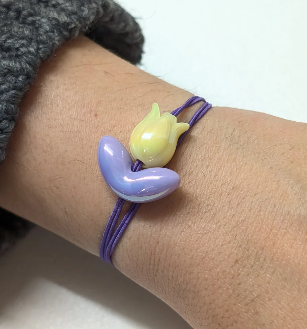 Violet Sunshine tulip bracelet